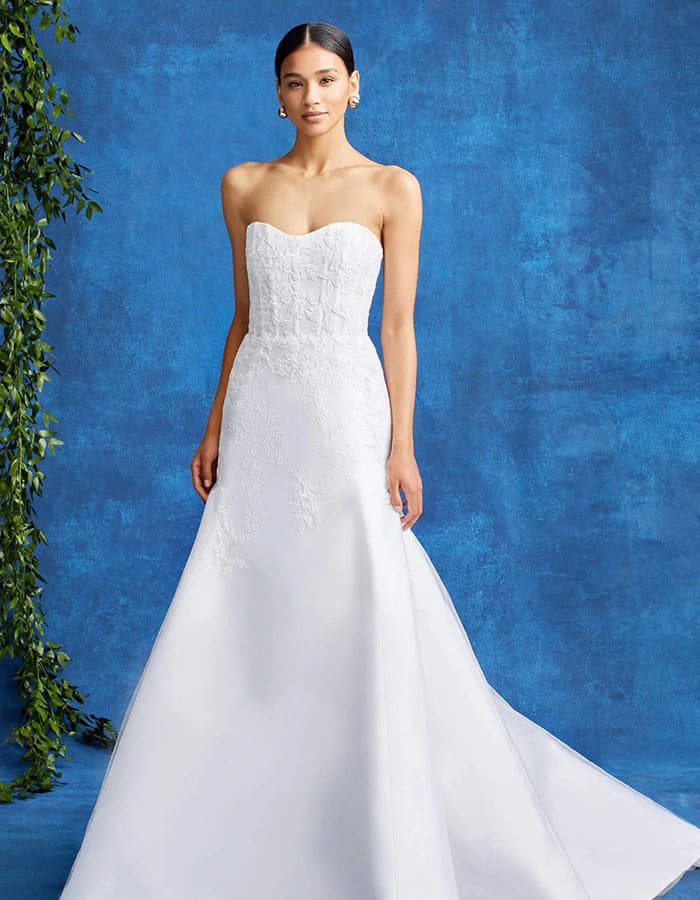 Carolina Herrera Scarlet