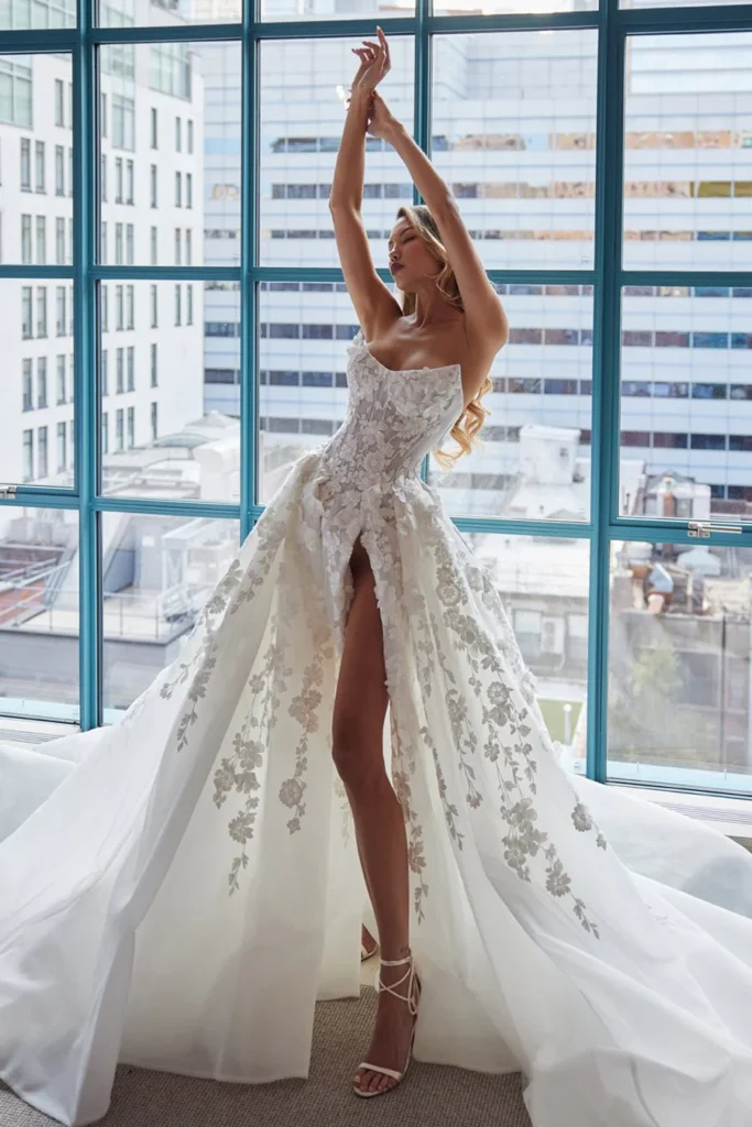 Pallas Couture Laure Wedding Dress