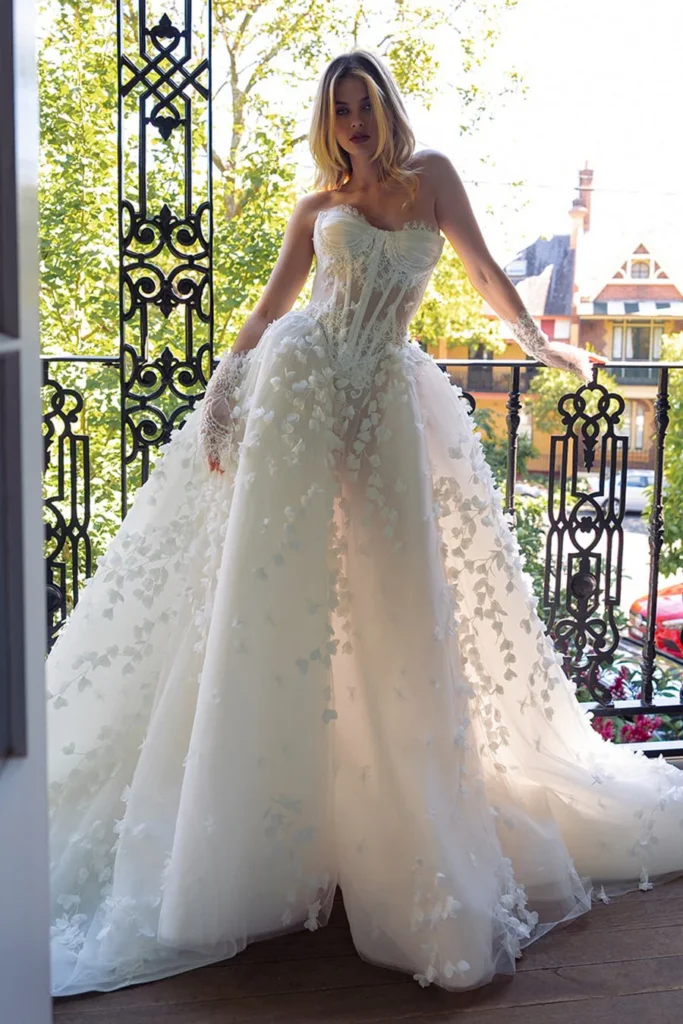 Pallas Couture Vivere Wedding Dress